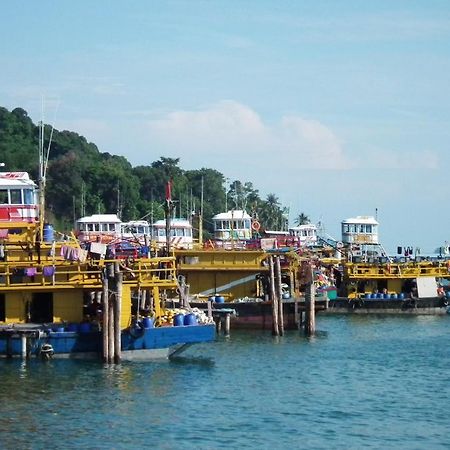C 13 Lot 10 Pangkor Leisure Beach Studio Pekan Pangkor Exteriör bild